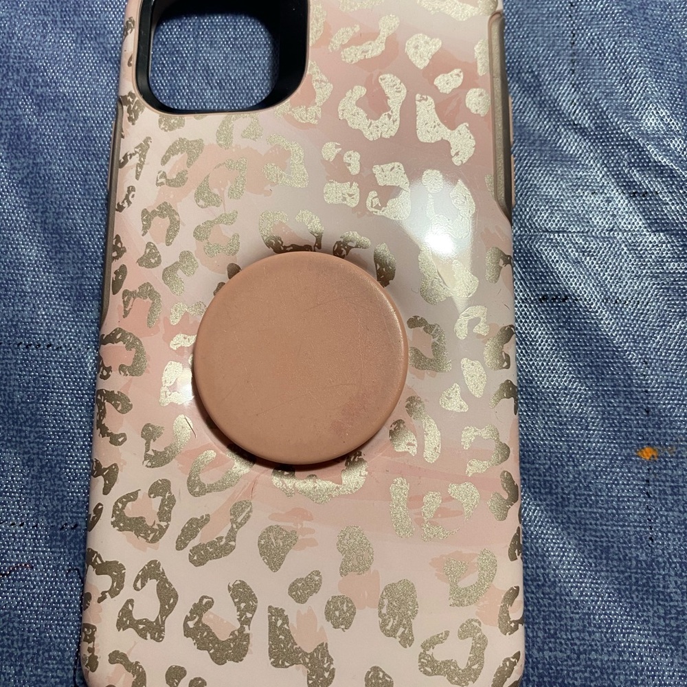 iPhone 11 otterbox